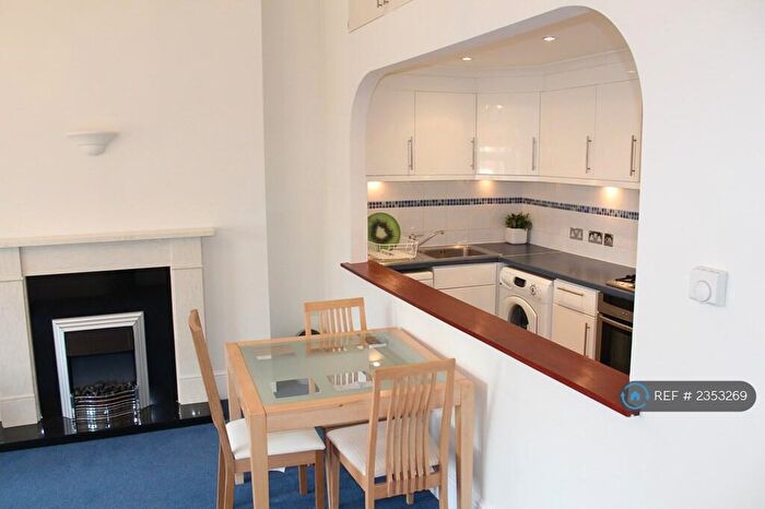 2 Bedroom Flat To Rent In Belsize Park Gardens, London, NW3