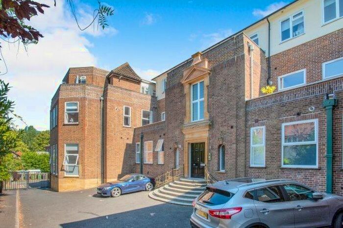 1 Bedroom Flat To Rent In Bury Fields, Guildford, GU2