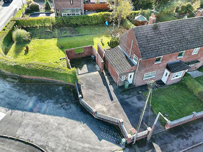 3 Bedroom Semi Detached House For Sale In Bishop Street, Alfreton, DE55