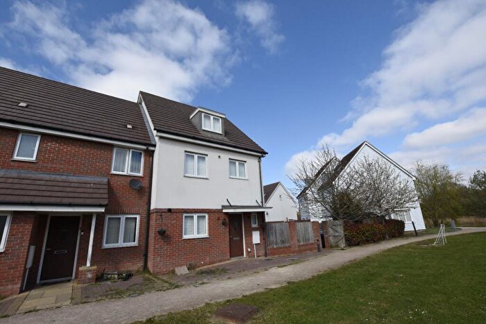 4 Bedroom End Of Terrace House To Rent In Ellingham View, The Bridge Development, Dartford, DA1