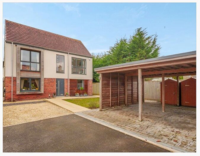 4 Bedroom Detached House For Sale In Woodford Green, Woodford, Berkeley, GL13