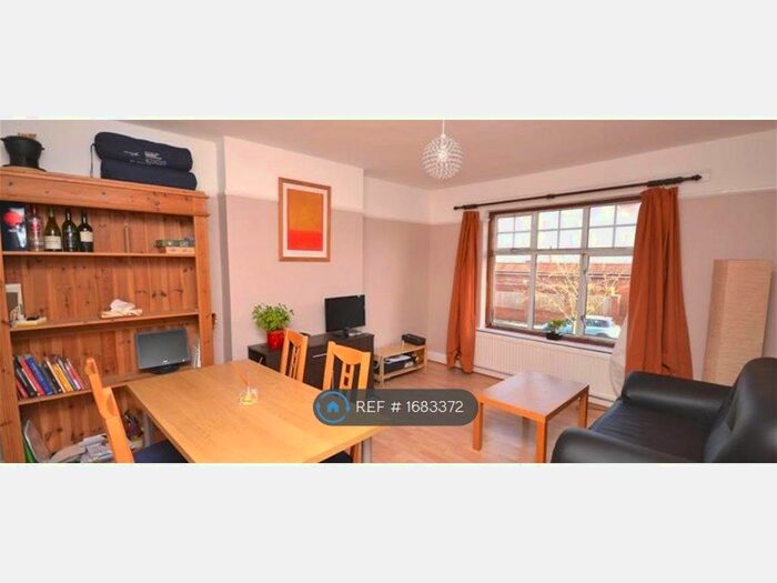 1 Bedroom Flat To Rent In London, London, N3
