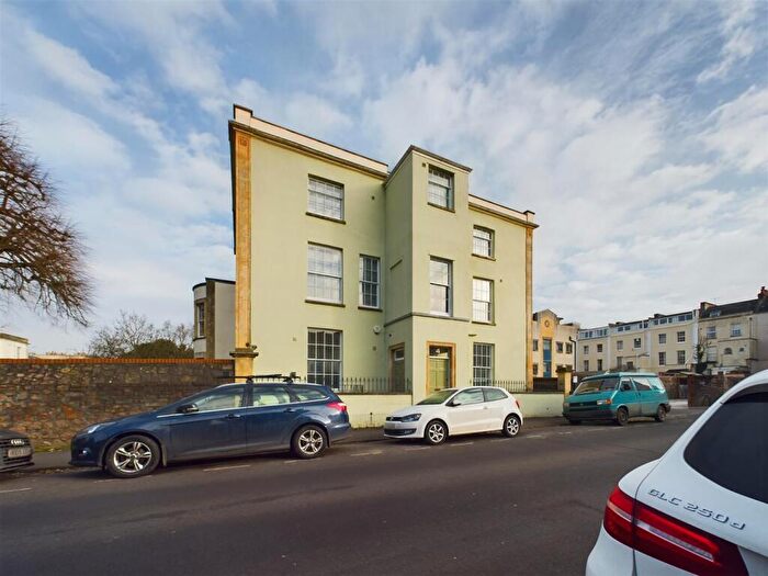 1 Bedroom Flat To Rent In Gordon Road, Clifton, BS8
