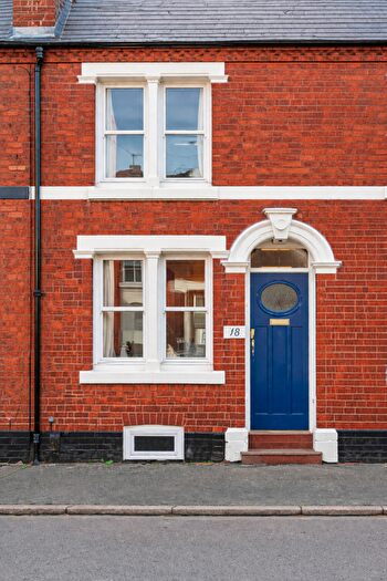2 Bedroom Terraced House For Sale In Carlton Road, Northampton, NN2