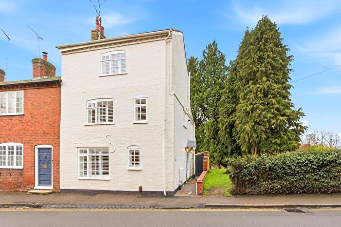 3 Bedroom End Of Terrace House For Sale In High Street, Kenilworth, CV8