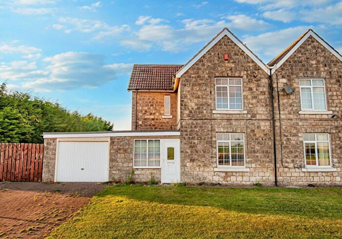 3 Bedroom Semi-Detached House For Sale In Wilsic Lodge Cottages, Stainton Lane, Doncaster, South Yorkshire, DN11