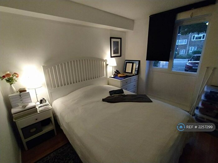 1 Bedroom Flat To Rent In Granville Close, Croydon, CR0