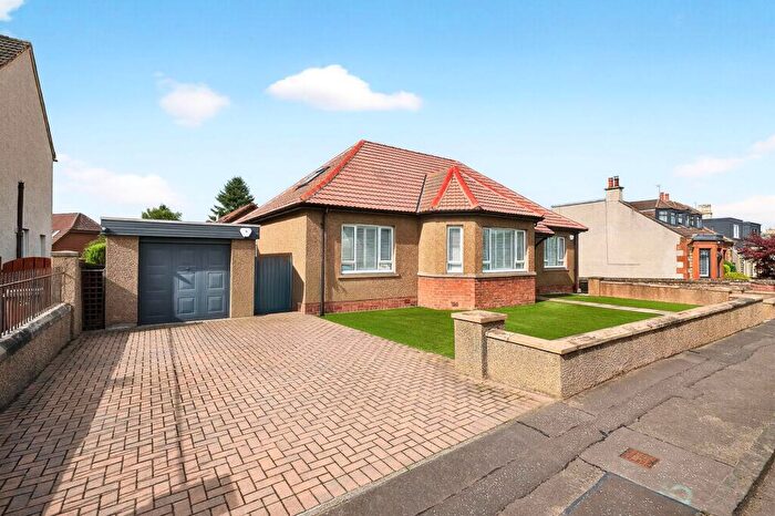 4 Bedroom Detached House For Sale In Hardhill Road, Bathgate, EH48