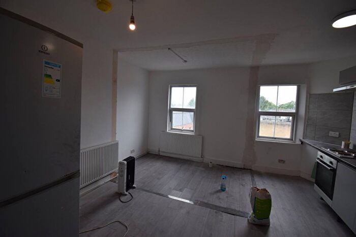 2 Bedroom Flat To Rent In London, E7