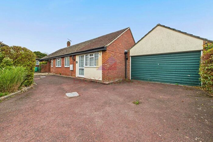 4 Bedroom Detached Bungalow For Sale In Sterling Close, Colchester, CO3