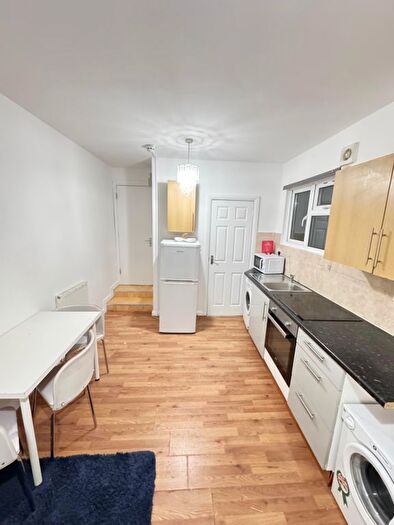 1 Bedroom Studio To Rent In Gladesmore Road, London, N15