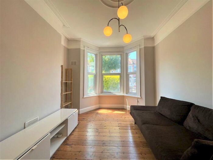 1 Bedroom House To Rent In Churchill Road, London, NW2