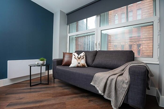 1 Bedroom Apartment To Rent In Princess Street, Manchester, Greater Manchester, M1