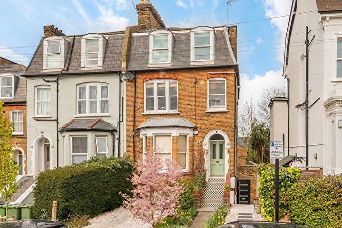 1 Bedroom Flat For Sale In Drewstead Road, Streatham, SW16