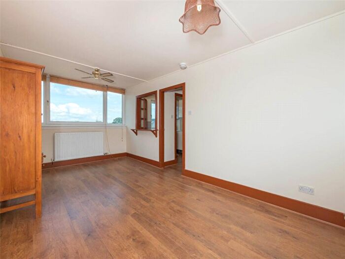 1 Bedroom Flat To Rent In Redbraes Grove, Edinburgh, EH7