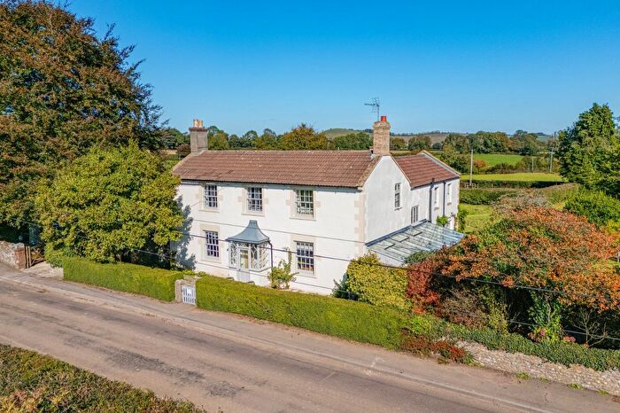 5 Bedroom Detached House For Sale In Kilmington Common, Kilmington, Wiltshire, BA12