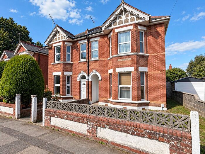 5 Bedroom Property To Rent In Fortescue Road, Bournemouth, BH3