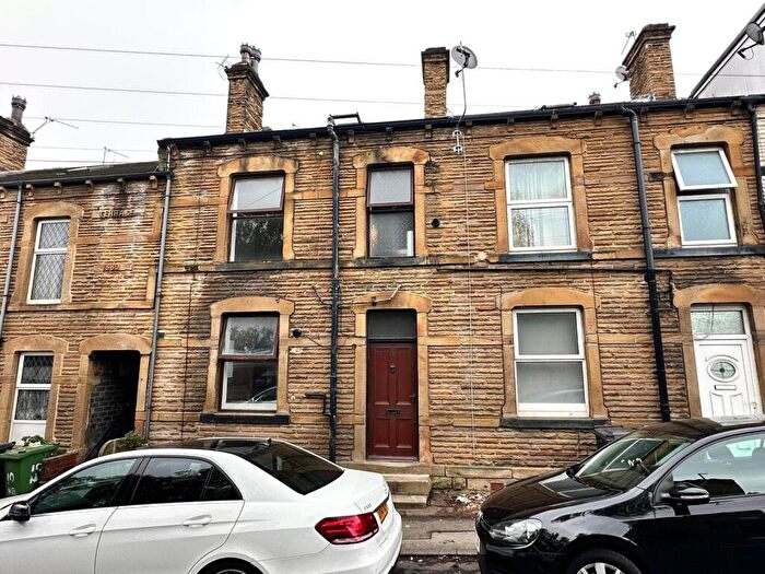 2 Bedroom Terraced House To Rent In New Bank Street, Morley, Leeds, LS27