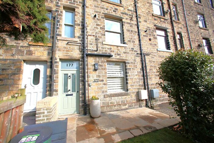 1 Bedroom Terraced House To Rent In Radcliffe Road, Slaithwaite, HD7