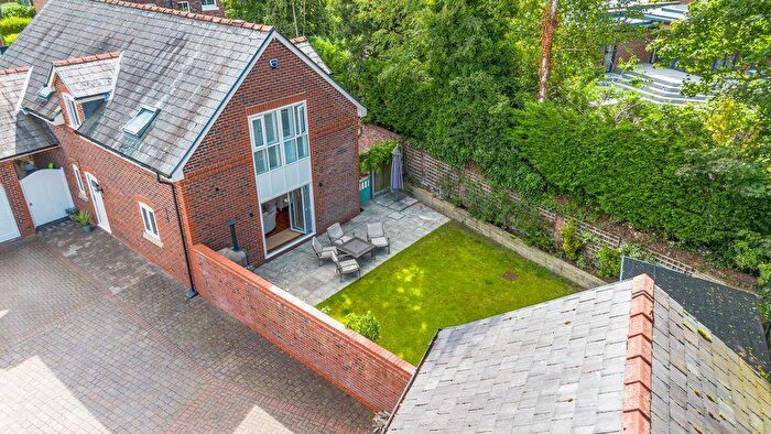 4 Bedroom Detached House For Sale In Alexandra Road, Grappenhall, WA4