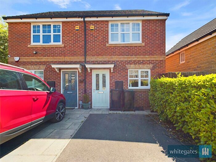 2 Bedroom Semi-Detached House To Rent In West Royd Avenue, Shipley, West Yorkshire, BD18