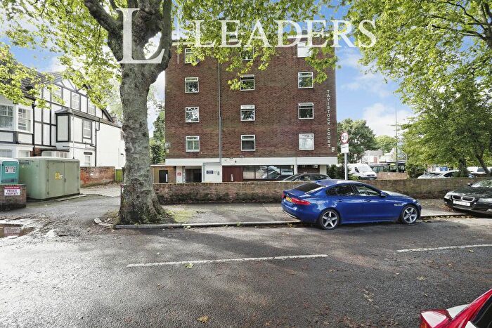 Studio To Rent In Tavistock Court, NG5