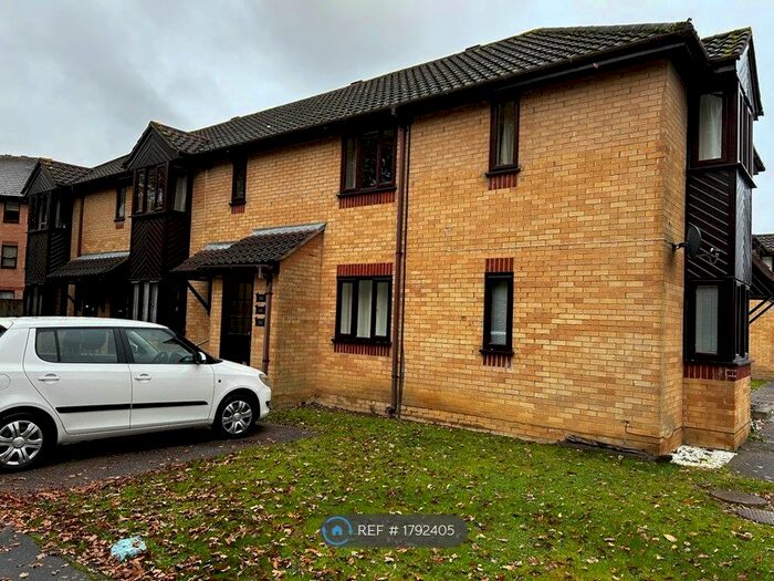1 Bedroom Flat To Rent In Hanbury Gardens, Highwoods, Colchester, CO4