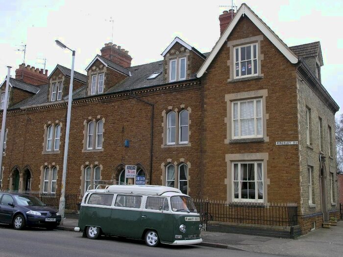 4 Bedroom Terraced House To Rent In Kingsley Road, Northampton NN2