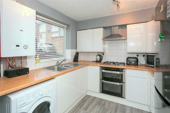 2 Bedroom Apartment To Rent In Ashby Court, Hemel Hempstead, HP2