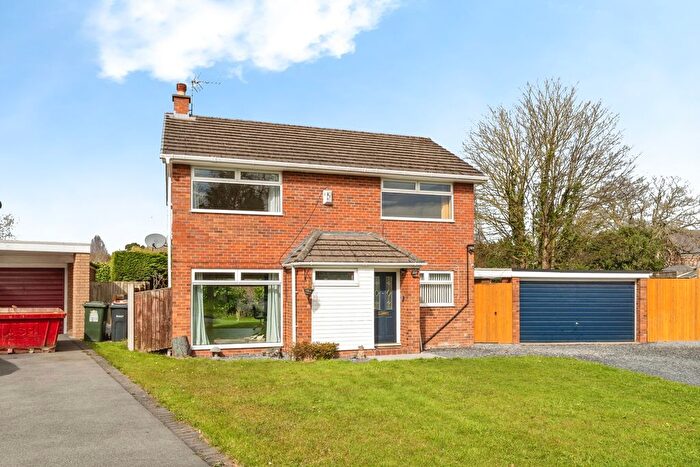 4 Bedroom Detached House For Sale In St. Pauls Gardens, Little Sutton, Ellesmere Port, Cheshire, CH66