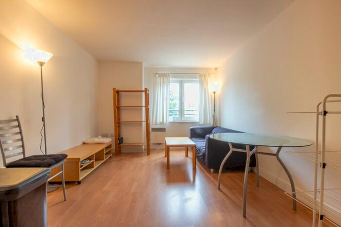 2 Bedroom Apartment To Rent In City Gate, Newcastle Upon Tyne, NE1