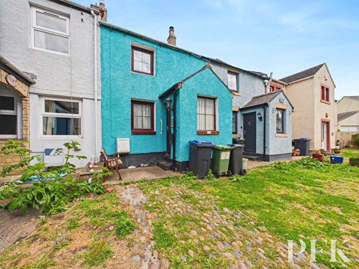 2 Bedroom Cottage For Sale In The Square, Allonby, CA15