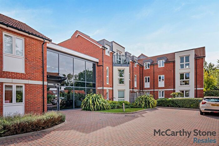 1 Bedroom Flat For Sale In Beckside Gardens, Westgate, Guisborough, TS14