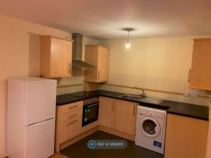 2 Bedroom Flat To Rent In Irwell Lane, Runcorn WA7