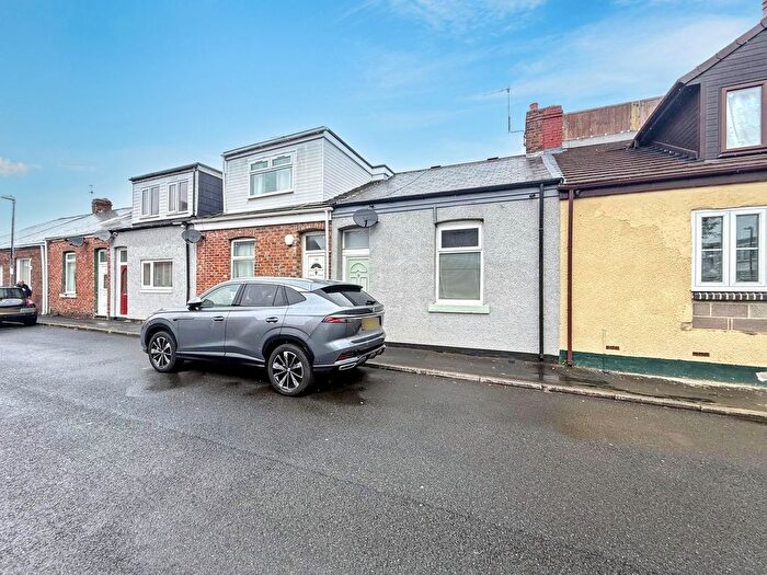 2 Bedroom Cottage For Sale In Grosvenor Street, Sunderland, SR5