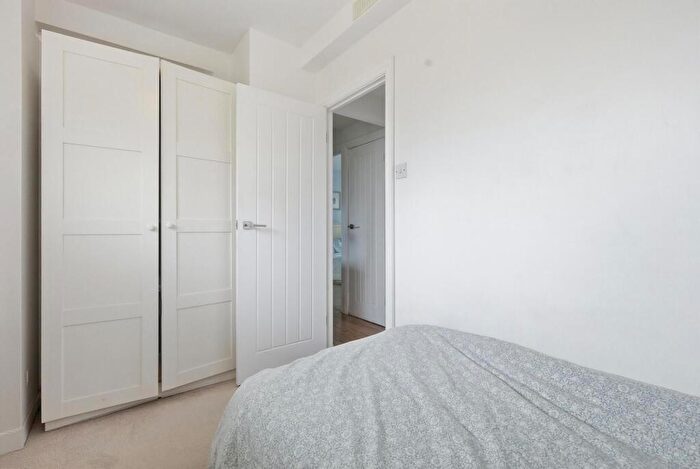 2 Bedroom Flat For Sale In Anderson Road, Hackney, E9 - Photo 10