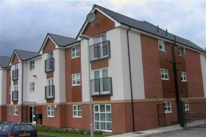 2 Bedroom Flat To Rent In Clearwater Quays, Warrington, WA4