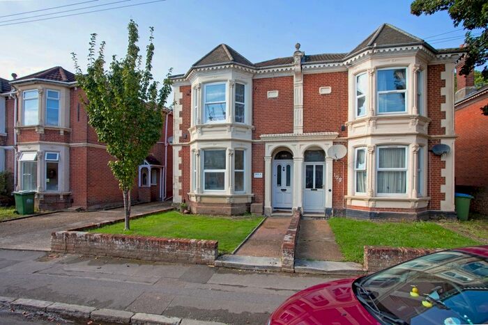 2 Bedroom Flat To Rent In Gordon Avenue, Southampton, SO14