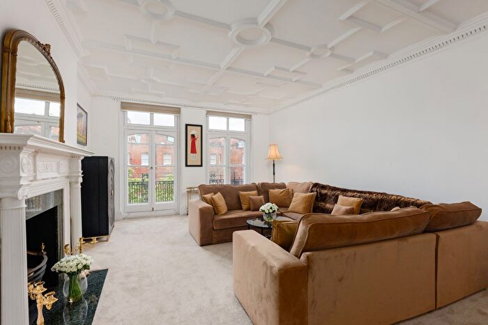 2 Bedroom Flat For Sale In Ashley Gardens, Thirleby Road, London, SW1P