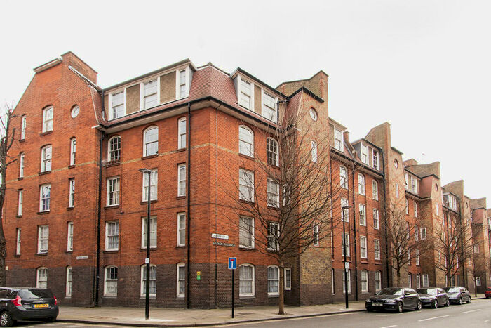 2 Bedroom Apartment To Rent In Hedsor House, Ligonier Street, Shoreditch, E2