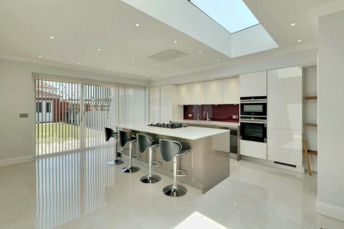 4 Bedroom Terraced House To Rent In D'arcy Gardens, Harrow, HA3