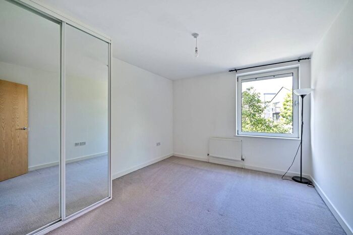 1 Bedroom Flat To Rent In Union Lane, Isleworth, TW7