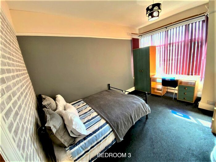 6 Bedroom Terraced House To Rent In St Michaels Road, Coventry, CV2