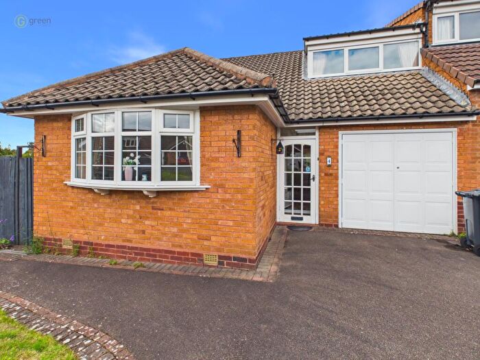 4 Bedroom Semi-Detached Bungalow For Sale In Mainwaring Drive, Four Oaks, Sutton Coldfield, B75
