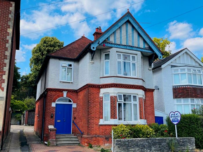 4 Bedroom Detached House To Rent In High Park Road, Farnham, GU9