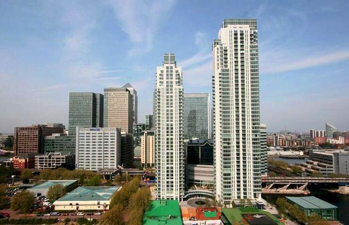 Studio To Rent In Pan Peninsula Square, London, E14