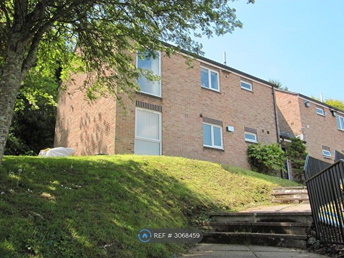 2 Bedroom Flat To Rent In Hartley, Plymouth, PL3