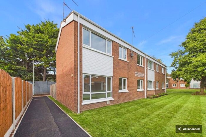 3 Bedroom Semi-Detached House For Sale In Riverside Park, Garden City, CH5