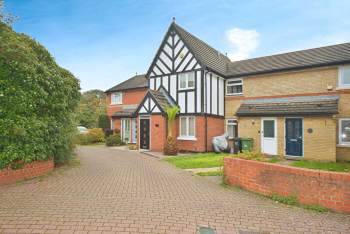 2 Bedroom Terraced House To Rent In Gittens Close, Bromley, Kent, BR1