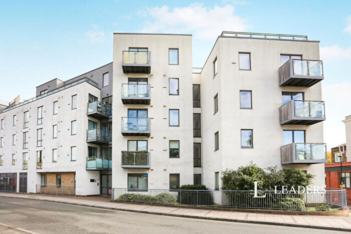 2 Bedroom Flat To Rent In Perry Vale, London, SE23